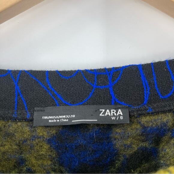 ZARA Sweater Dress Size Medium Embroidered Yarn Flower Knit Boiled Wool Blend - Picture 4 of 15